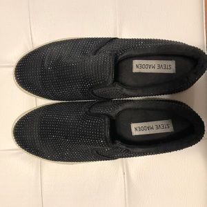 Steve Madden slip on shoes